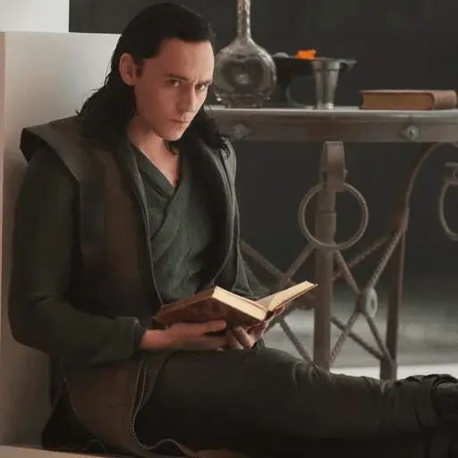 Sticker «Loki-3»