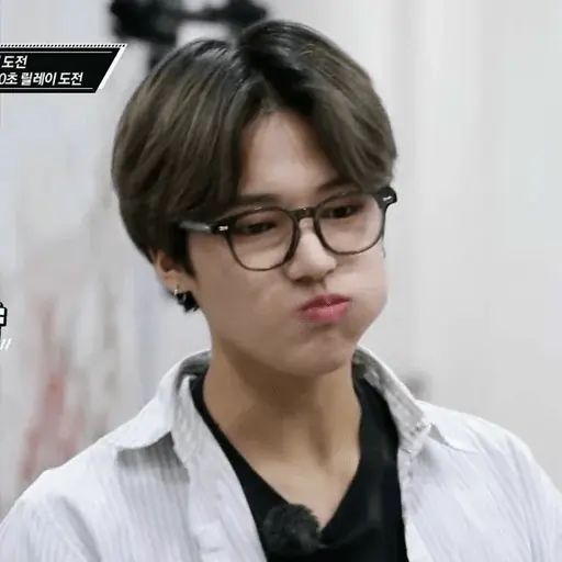 Sticker «Ateez-6»