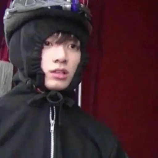 Sticker «K-pop mems-8»